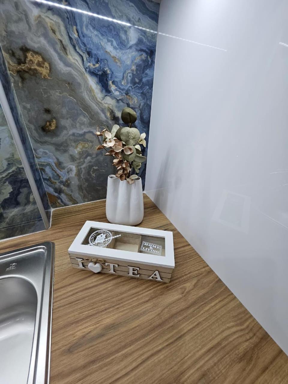 Agora Luxury Apartment 7 ลูตรากี ภายนอก รูปภาพ